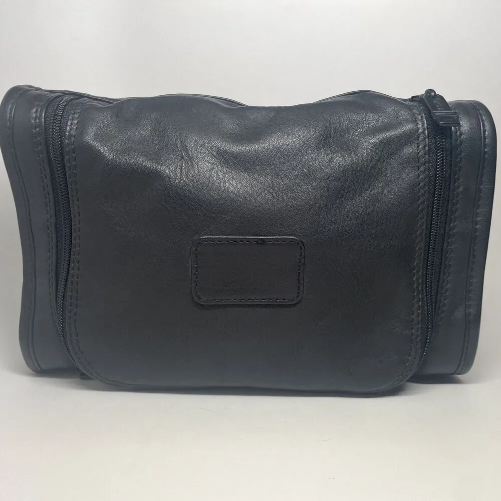 Tumi Black Leather Toiletry Kit Black Cosmetic Organizer Bag - Small flaw READ!